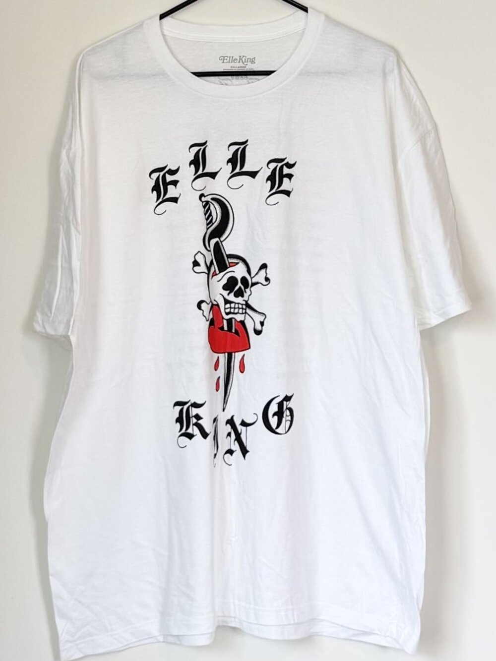 NEW Elle King Tattoo Style Skull Crossed Bone Dagger Concert Tee - Size: XXL
